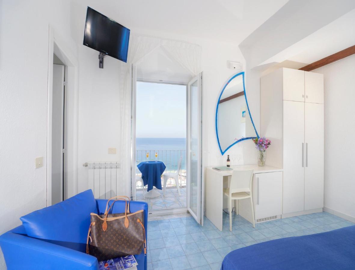 Hotel Imperamare Forio  Luaran gambar